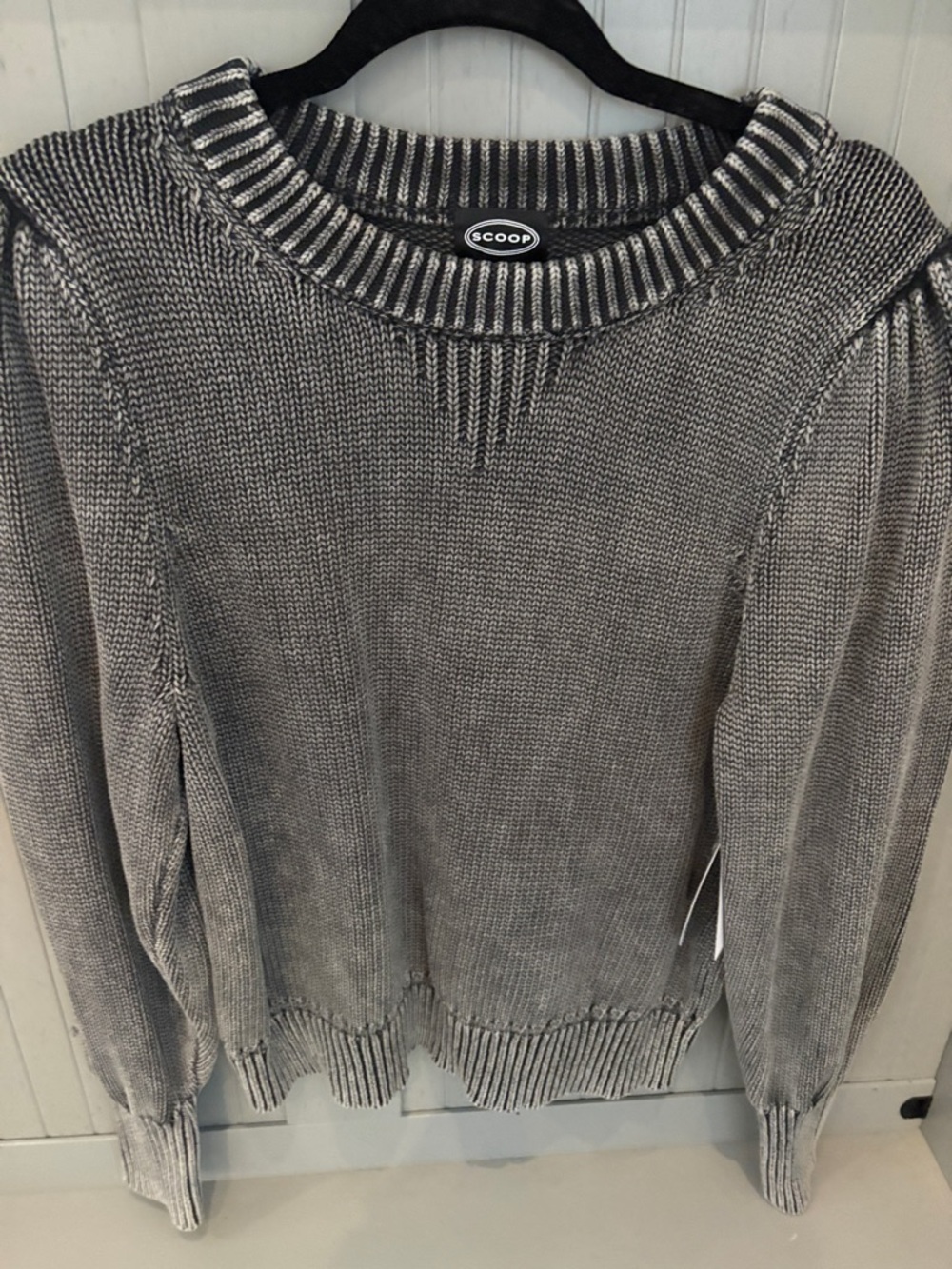 Scoop Women's Gray Crewneck Sweater